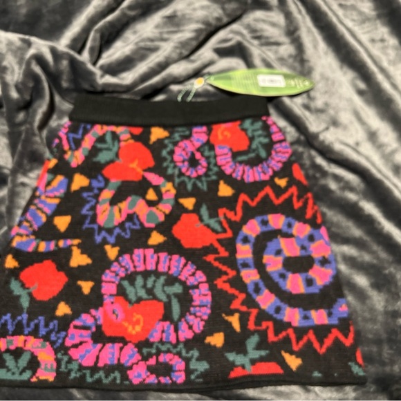 NWT Farm Rio XS Skirt - Picture 2 of 5